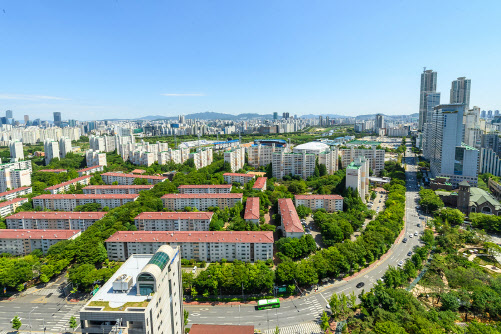 양천구, 재건축 추진 전문도우미 모집…‘공동주택 안전진단 자문단’ 출범