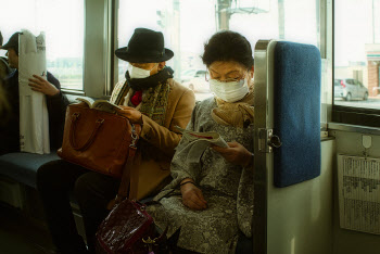 일본, 내달 13일부터 마스크 착용 자율화