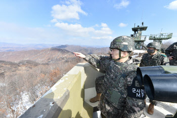 北 무인기 영공 침범 사태…軍 책임자 10명 구두·서면경고