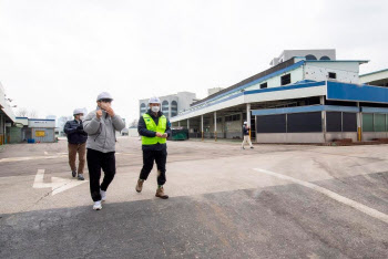 용산구 현대자동차 부지 해체착공…"원효로 개발 마중물"