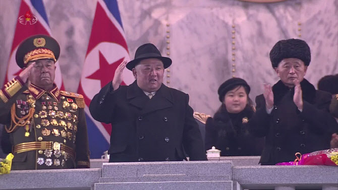 [국방백서]"북한 정권과 북한군은 우리의 적"…김정은 호칭도 생략