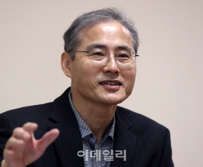 "재정준칙은 파탄 막기 위한 필요조건…늦을수록 고통스러울 것"[만났습니다]②