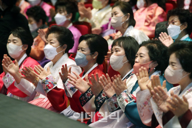 [포토] 일성여중고 아름다운 졸업식