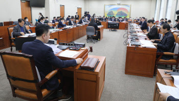 9억원 넘어도 주택연금 가입할 수 있다…국회 정무소위 통과