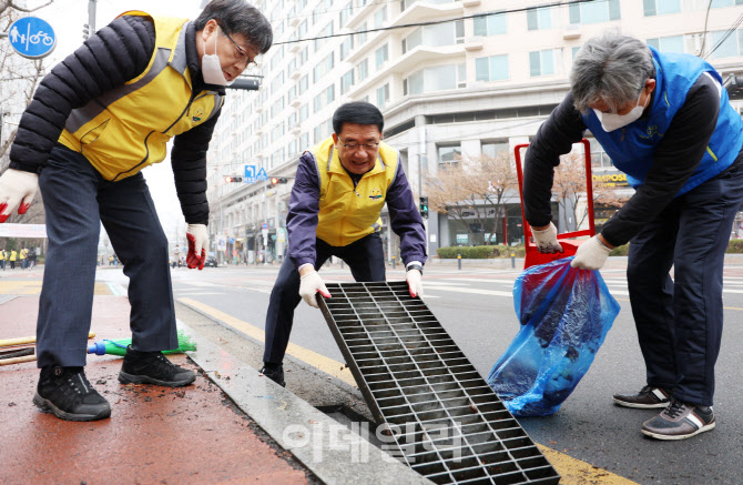 [포토] 구로구 봄맞이 대청소