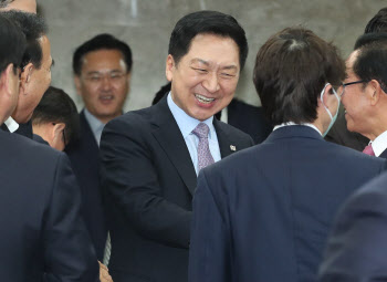 김기현 "당정 관계 주도권 강화…야당과는 대화·협력"