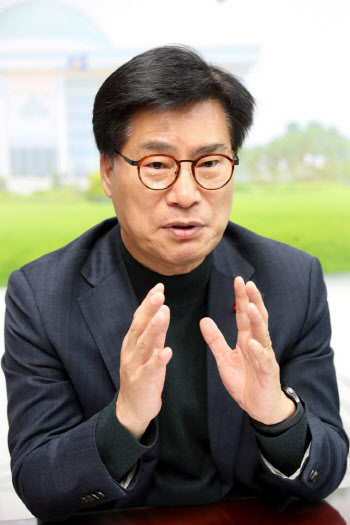김영식 , ‘앱마켓 독점 방지 법안’ 발의