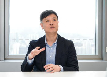 장병규의 실험…“글로벌 IP는 숙명, 퍼블리싱 실명제 추진”