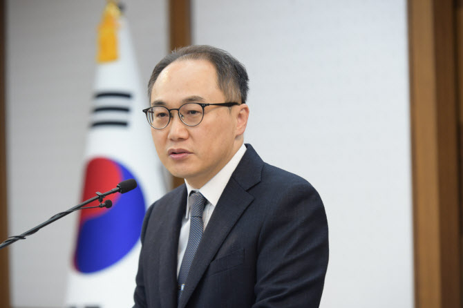 검수완박 직격한 검찰총장…"설익은 사회실험, 사람에 악영향"