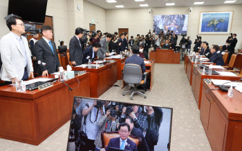 정순신 빠진 `정순신 청문회` 파행…다음달 14일로 연기