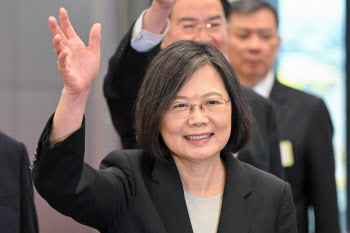 中 “대만총통·美하원의장 만남, 미중관계 불확실성 초래”