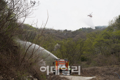 올해 최악의 홍성산불, 53시간만에 잡혀…산림 1454㏊ 잿더미