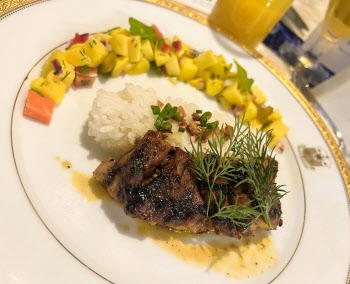 “필리핀 음식의 숨겨진 매력, 같이 즐겨요!”…필리핀 관광부 만찬 행사
