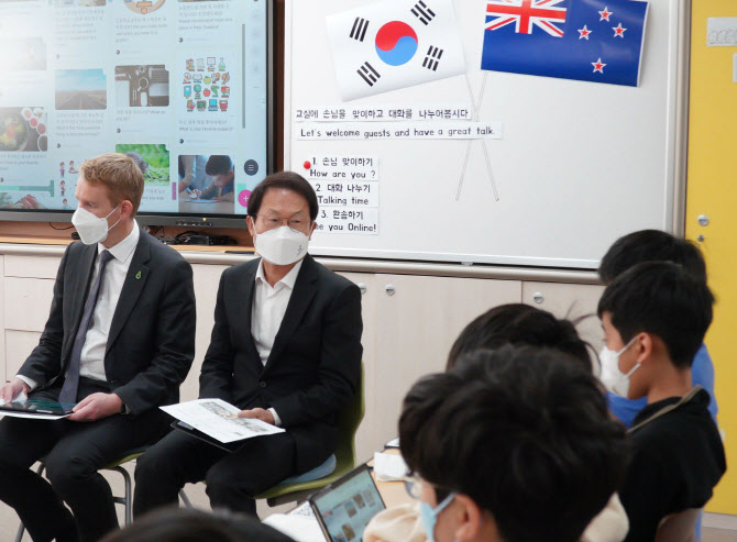 서울 초·중·고 150개교, 12개국 학생들과 국제공동수업