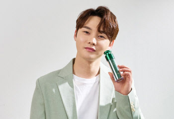 뷰티 브랜드 뷰티플(BUTIPL), 앰배서더로 가수 박서진 선정
