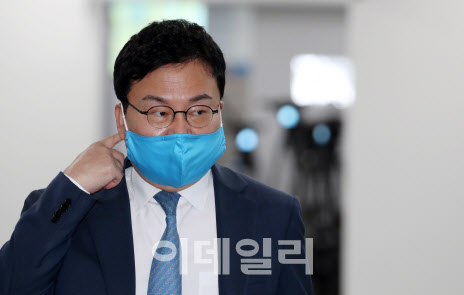 [속보]‘이스타항공 배임·횡령’ 이상직, 징역 6년 확정