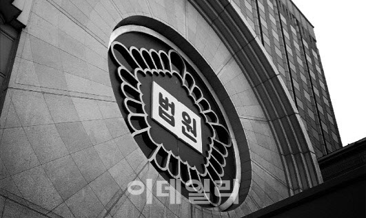 40대 아들, 치매 노모 돌보다 화나서 폭행…사망, 징역 7년