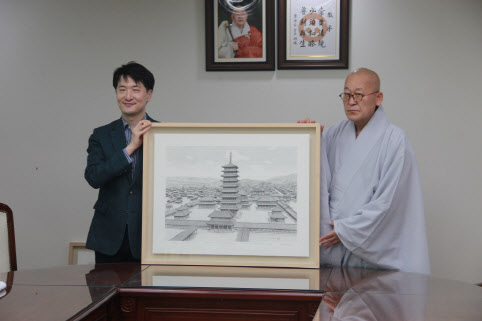 불교중앙박물관, 황룡사 그린 김영택 판화본 기증 받아