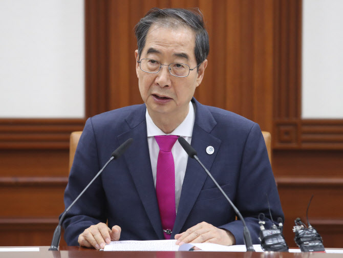 WTO 사무총장 만난 韓총리 “글로벌 공급망 공동해법 모색”