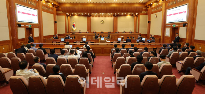 [포토]이상민 행안부 장관 탄핵심판 2차 변론 시작합니다