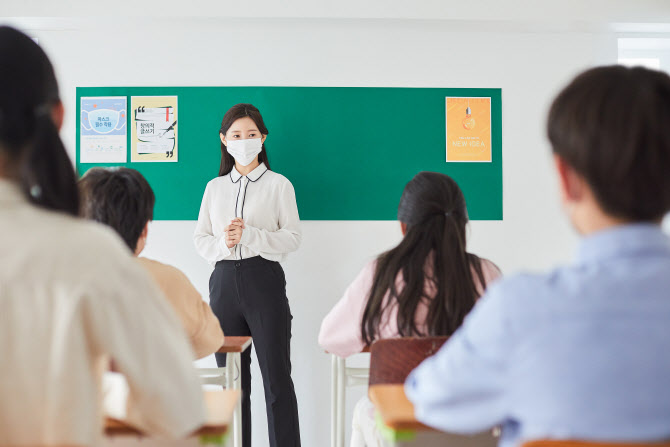 교단 등지는 젊은 교사들…저연차 퇴직 1년 새 2배 폭증