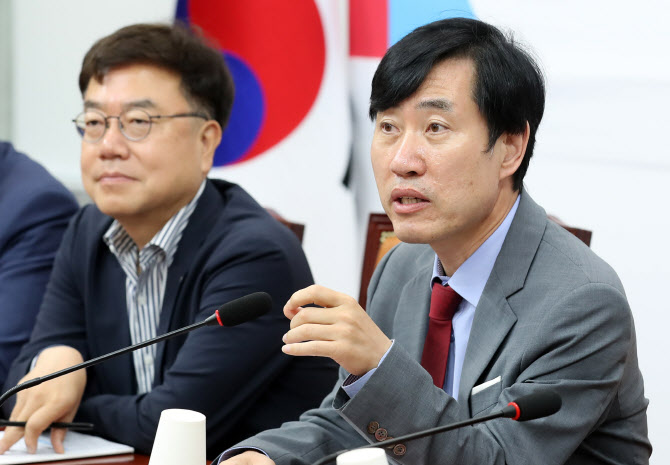하태경 "경사노위, MZ노조 등 대표성 반영해 재편해야"