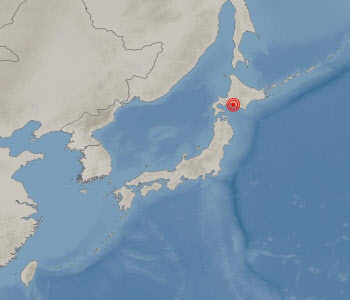 일본 홋카이도 인근 해역서 규모 6.2 지진… "쓰나미 우려 無"