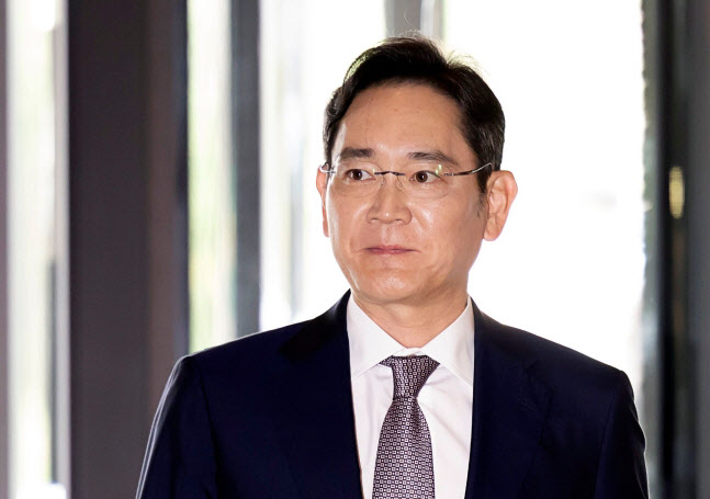 이재용 사칭 SNS에 "희귀병 딸 도와달라"...기적 일어나