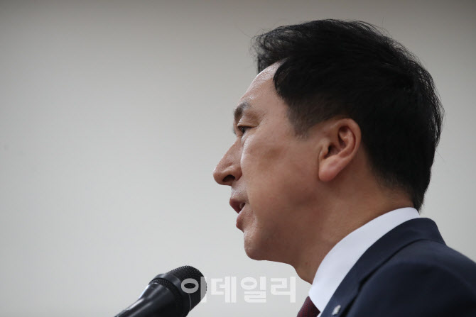 [포토]김기현, '공천 과정에서 사심 개입 배제'