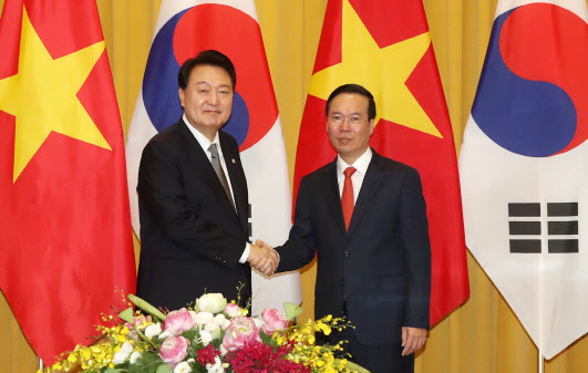 한-베트남, 북핵 공조 강화…"한반도 비핵화 기여 준비"