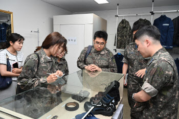 장병 급식·피복 모니터링단, 부대 방문해 주거 및 생활여건 확인