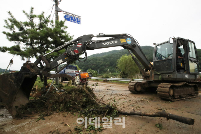 [포토]중장비 투입이 간절해