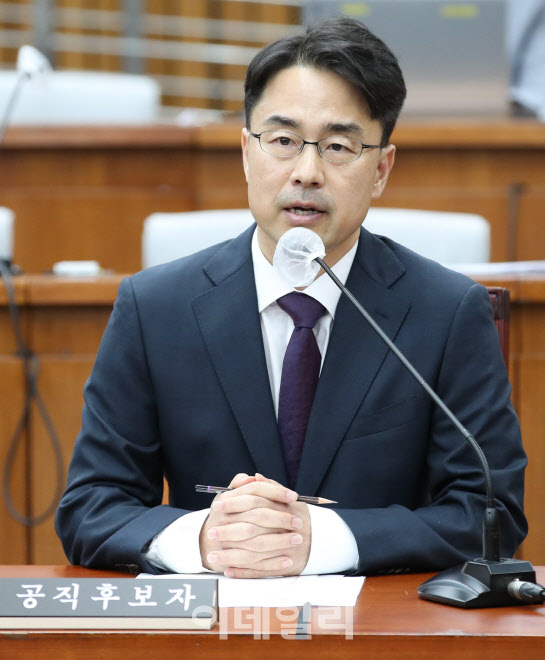 '로펌 고수익' 논란 권영준 "대법관 임명되면 소득 상당 환원"