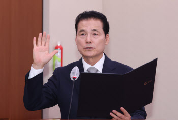 극우 유튜버 지적에…김영호 통일부장관 후보자 “동의 못해”