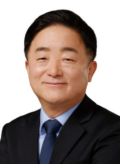 "교사 90% 이상, 과도한 민원에 시달려"