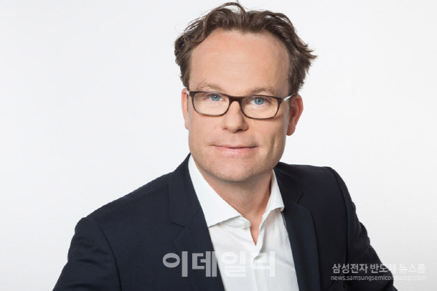 "이제 자동차는 '바퀴 달린 서버'"…삼성 반도체, '전장' 총력전