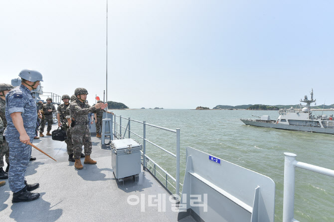 합참의장, UFS 앞두고 부대 방문…"적 격멸, 승리로 임무 완수"