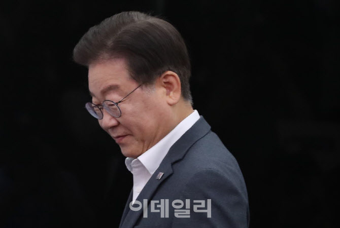 '휴가 끝' 김기현·이재명 '민생' 외쳤지만…잼버리 文·尹 탓만(종합)