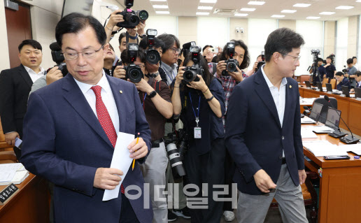 파행으로 끝난 행안위 잼버리 공방…여야, 이상민·김관영 책임론 공방