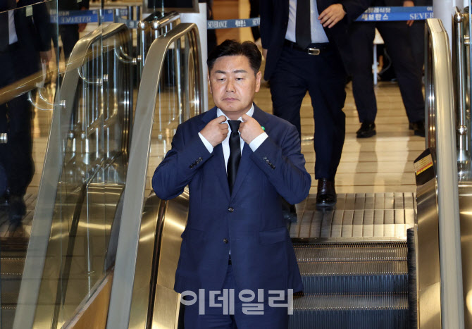 [포토]尹 대통령 부친 빈소 찾은 김관영 전북지사