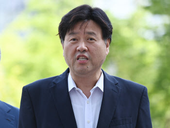 檢, 이재명 출석날 '김용 위증' 선대위 관계자 압수수색