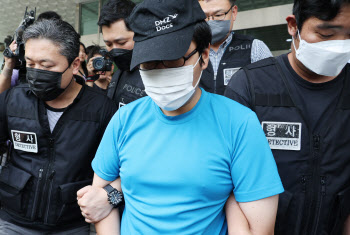 ‘신림동 등산로 강간살인’ 피의자, 23일 신상공개 결정(종합)