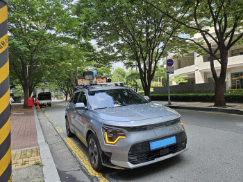 강남구, 차량 이동형 불법 주정차 단속 3년여만 재개[동네방네]