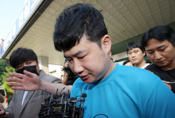 ‘신림역 칼부림’ 조선 첫 재판서 밝힌 범행동기…“피해망상”