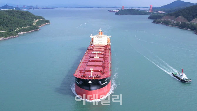HD한국조선해양, 세계 최초 ‘AI 기관사’ 탑재…선박 자율주행시대 연다