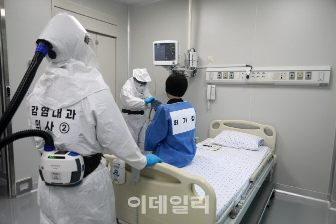 "제2의 코로나 문제없다"…서울의료원, 신종감염병 대응 모의훈련