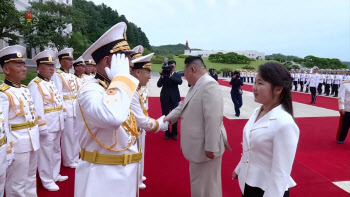 김주애 15번째 등장...대부분 ‘군사 분야’에 노출 의도는