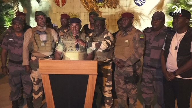 아프리카서 또 쿠테타…가봉 군부 "대선 취소, 국가기관 해산"