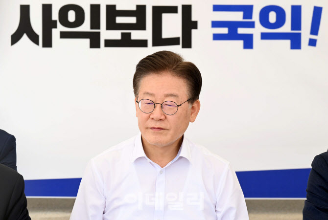 [포토]이재명 더불어민주당 대표, 무기한 단식 돌입