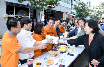 '민락맥주축제' 의정부 대표축제로 '우뚝'…1만여명 '북적'
